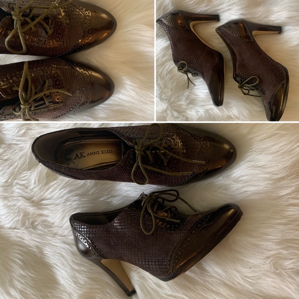 Ann Klein Oxford Heels